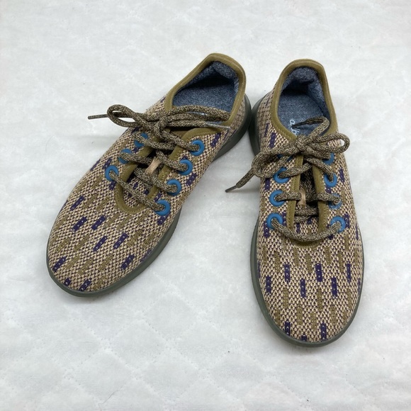 Allbirds Limited Edition The Met 150 Tree Runner Shoes - Picture 12 of 15